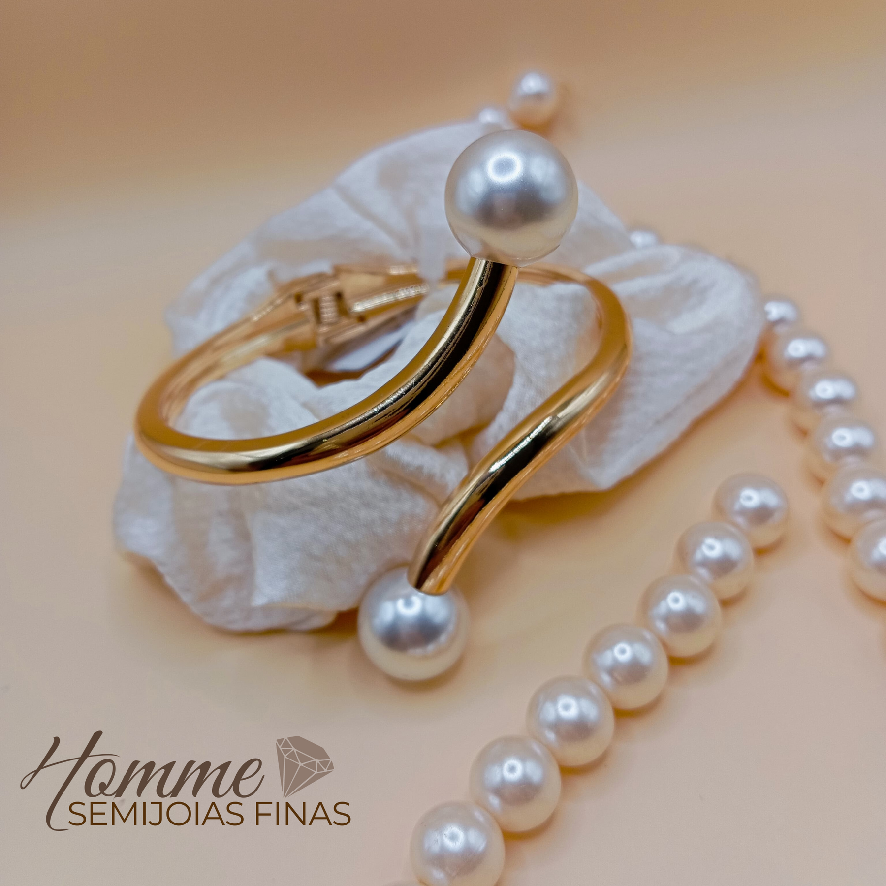 Bracelete Pérola Dourado – Sofisticação e Estilo