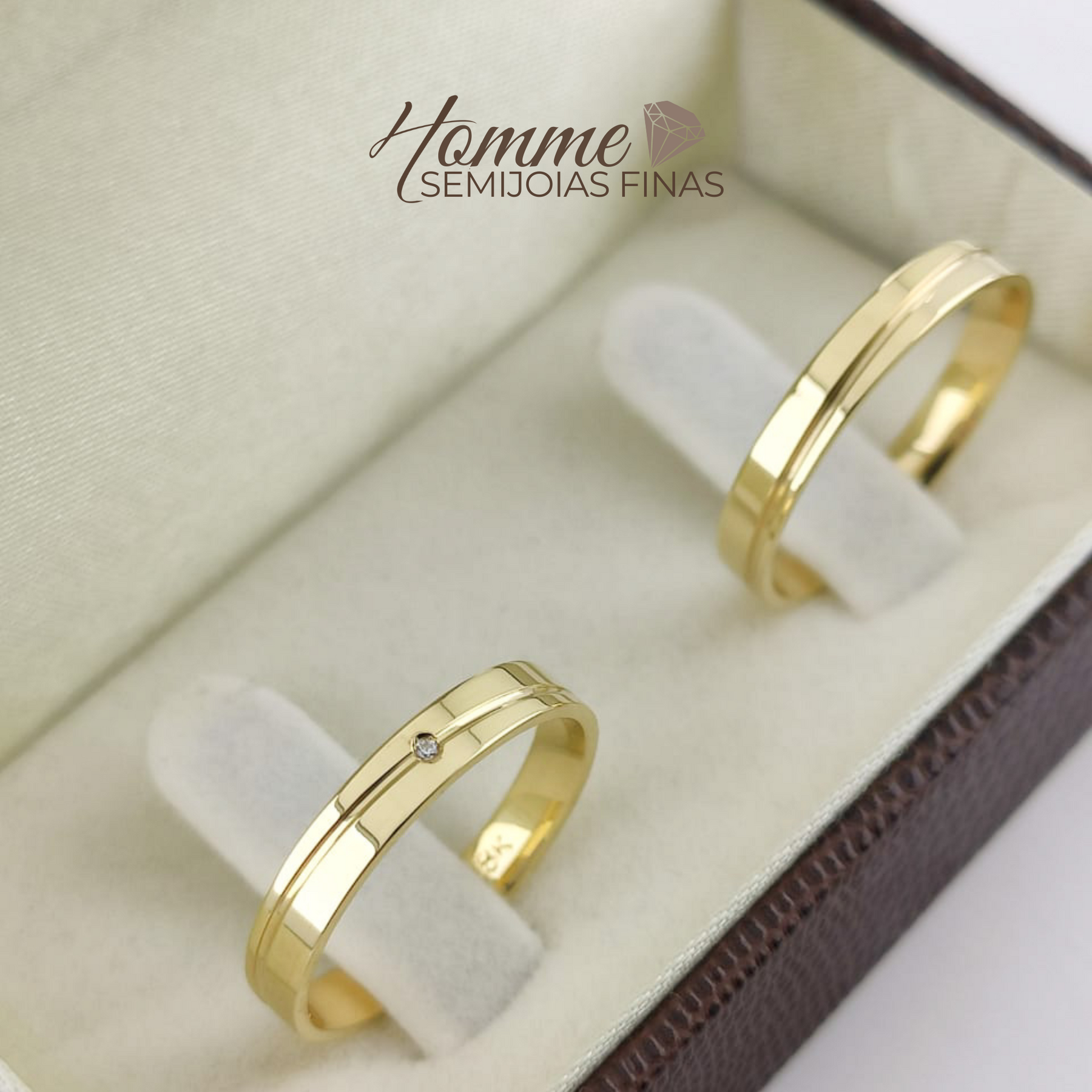 Aliança ouro 18k com pedra central