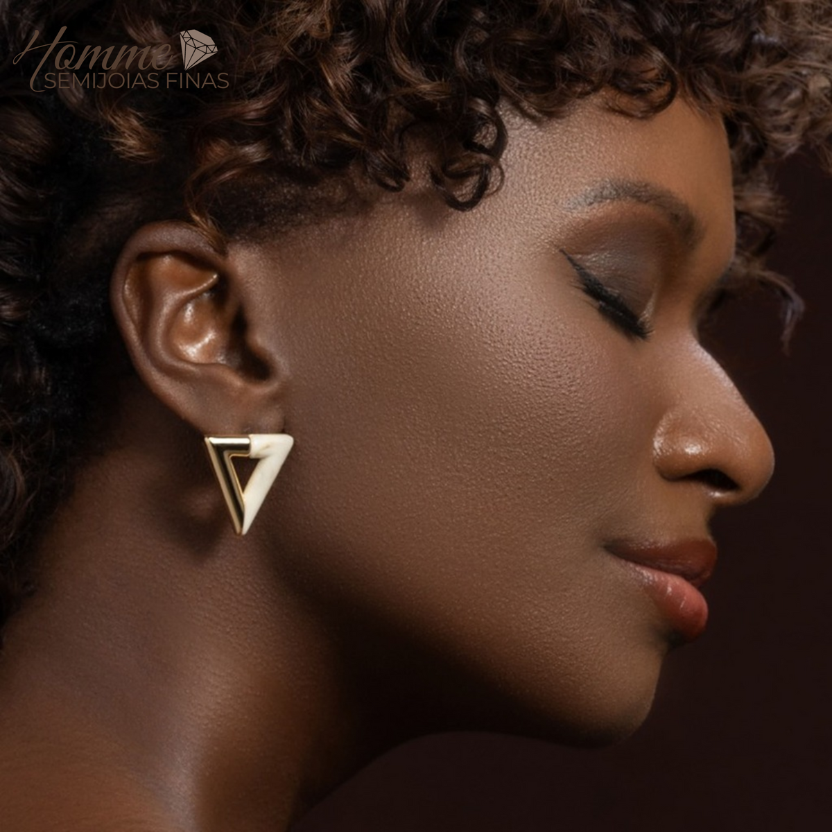 Conjunto Geométrico Triângulo Dourado