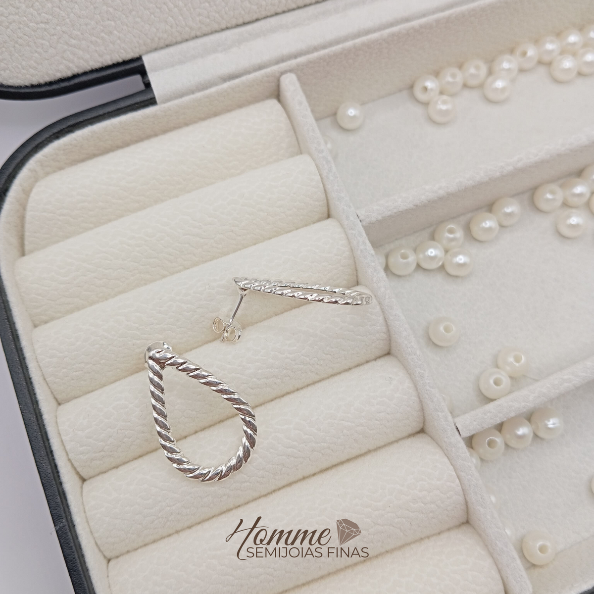 Brinco Gota Torcida – Prata Leve