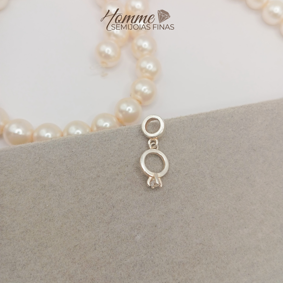 Berloque Aparador de Alianças – Prata Legítima 925