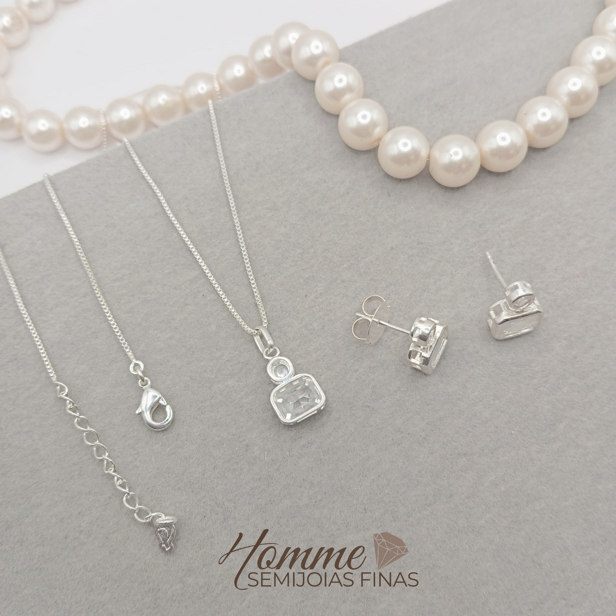 Conjunto quadrado com Zircônia – Prata Leve