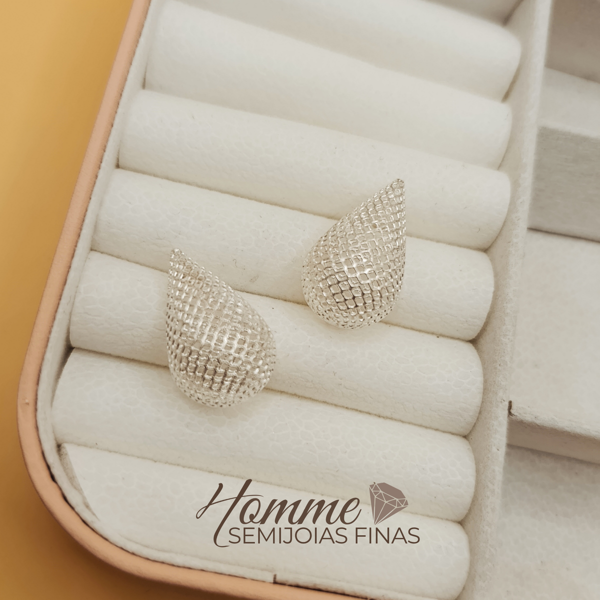 Brinco Gota Trabalhada Prata 925