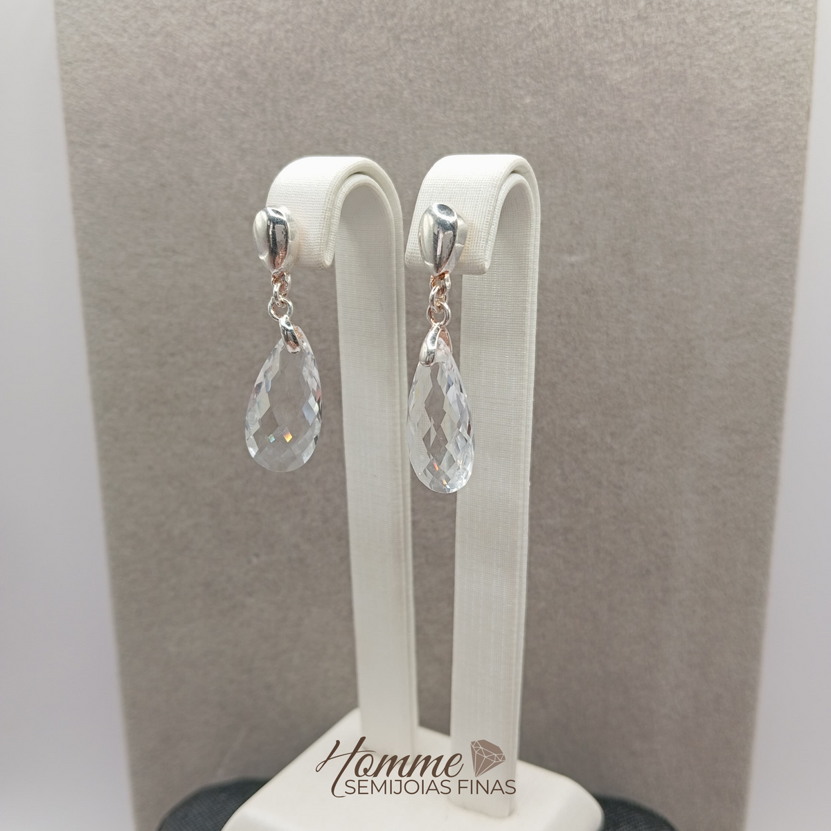Brinco Gota Cristal Facetado Prata Leve