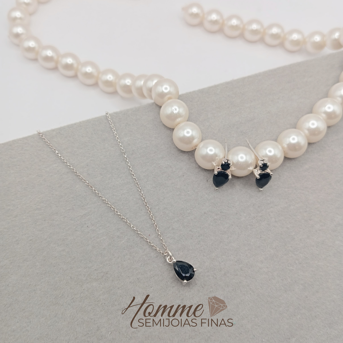 Conjunto Gota Ônix – Prata Leve com Banho de Prata