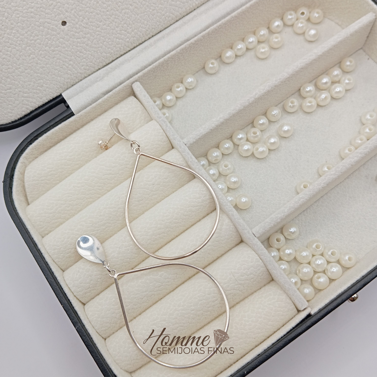 Brinco Gota Vazada – Prata Leve