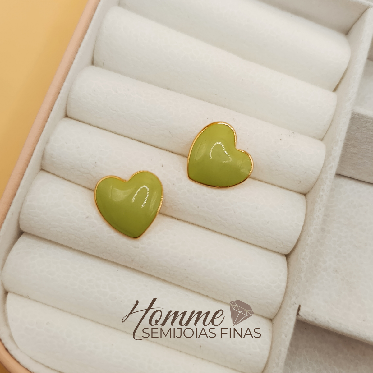 Brinco Coração Verde Folheado a Ouro
