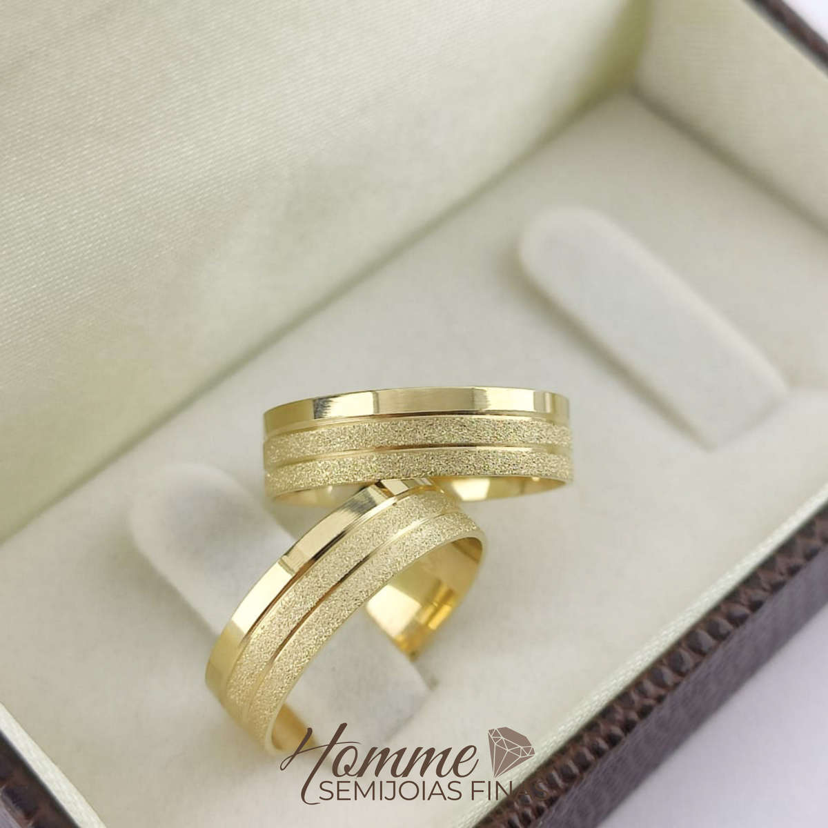 Aliança Ouro 18K Duetto de Texturas – Modelo Anatômico