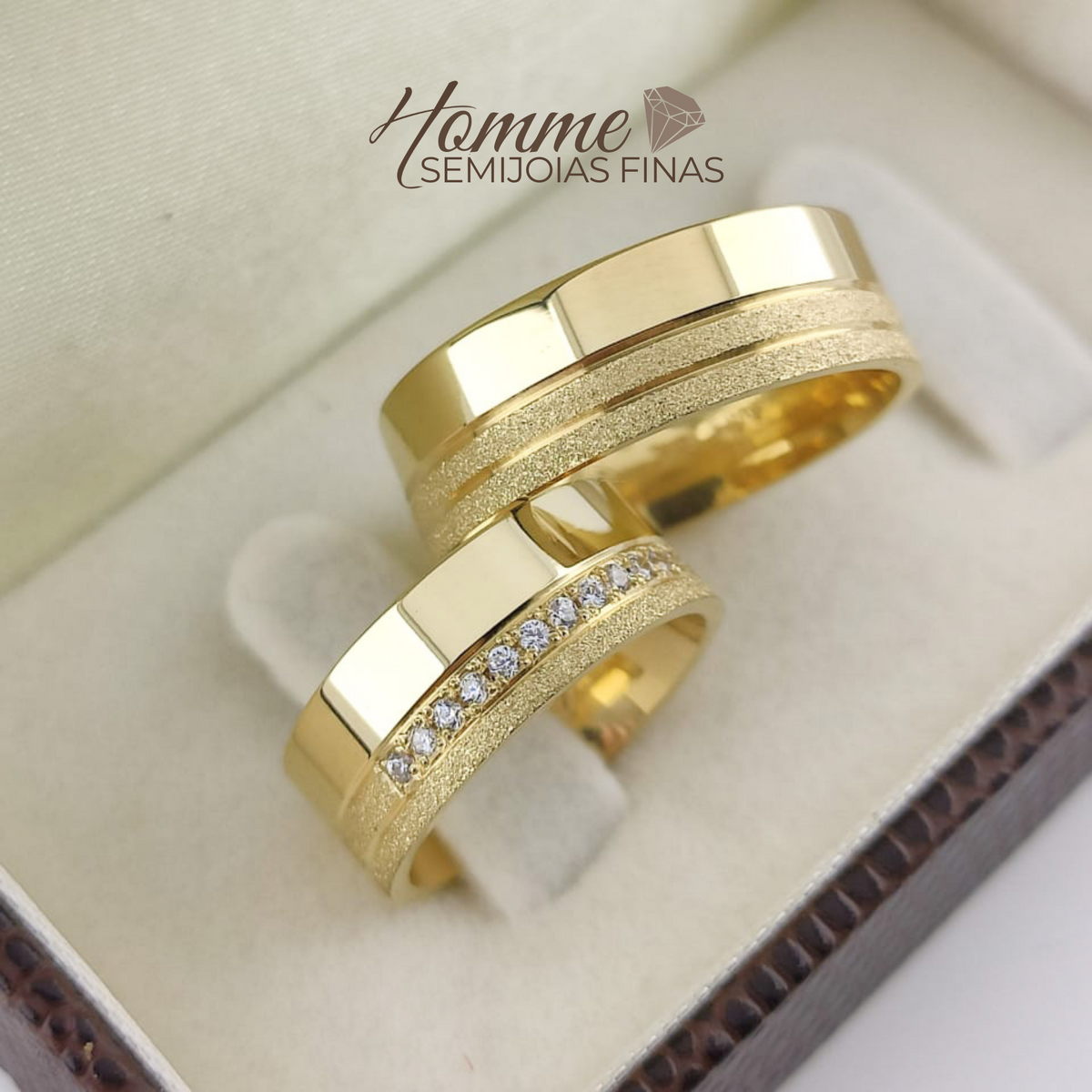 Aliança Ouro 18K Royale Lux com Cravação de 15 Brilhantes – Modelo Anatômico