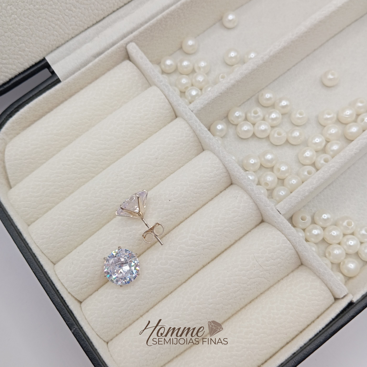 Brinco Ponto de Luz –Prata Legítima 925