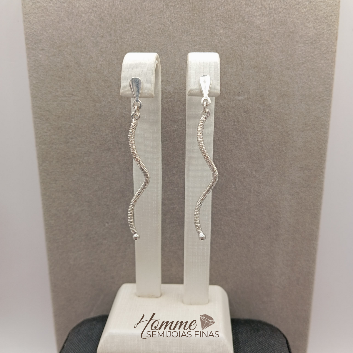 Brinco Gota Cristal Facetado Prata Leve