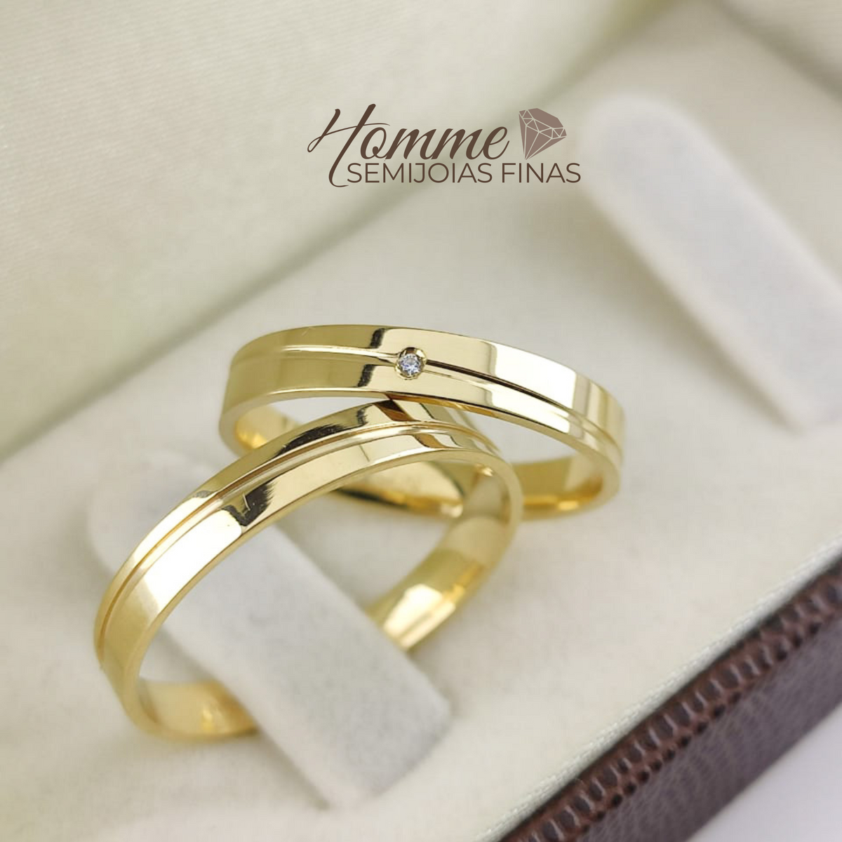 Aliança ouro 18k com pedra central
