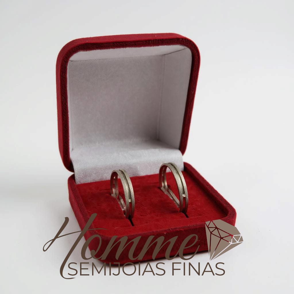Aliança em prata 925- Diamantada com Friso Liso  (unidade)
